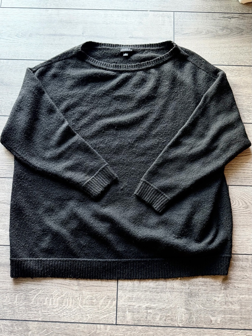 Torrid Black Crewneck Sweater - Women’s Classic Knit